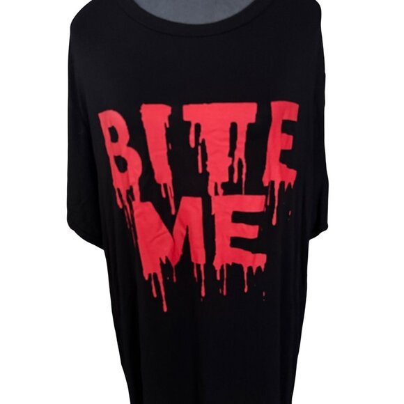 Bite Me Boohoo Black Graphic T-Shirt With Red Lettering Plus Size US 16 UK 20 - Picture 3 of 5